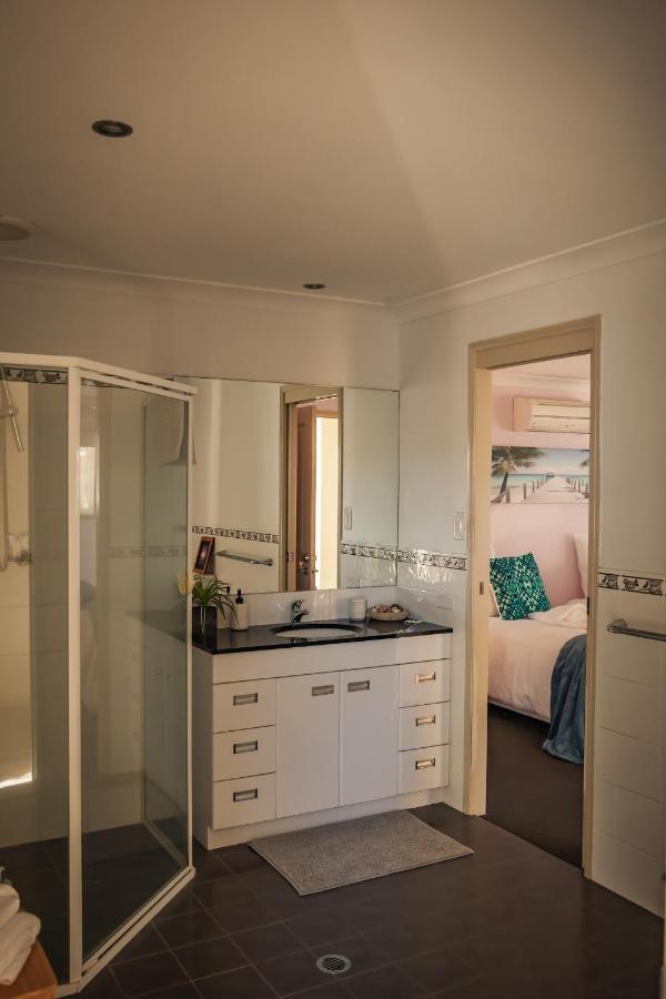 Beach Escape Magnesium Pool Dog Happy Gc Airport Apartment Gold Coast Luaran gambar